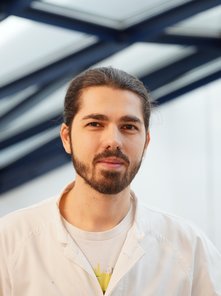 YvesGodai
